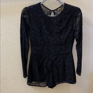 Audrey 3+1 Black lace romper w/ peekaboo back